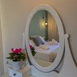 Aura Apartment *