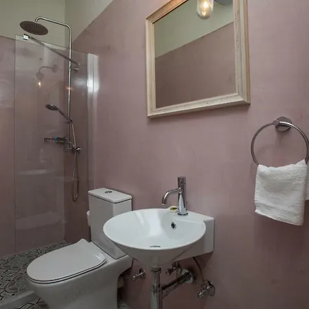 Aura Apartment